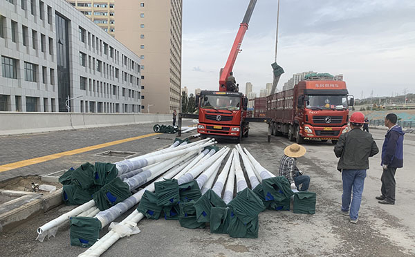 嘉黎太阳能路灯在严寒地区的应用与耐寒配置